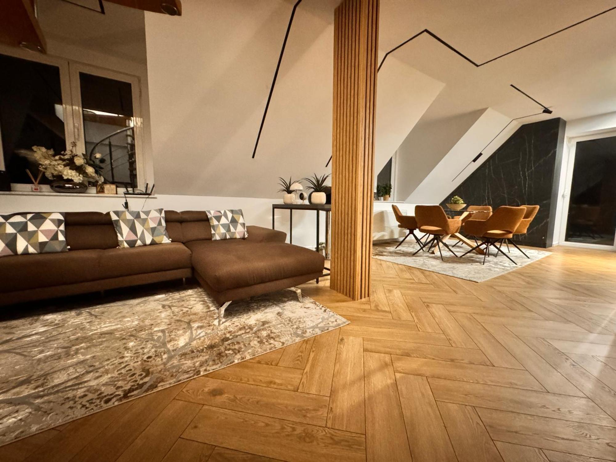 Ylly Aparts Brasov Exterior photo
